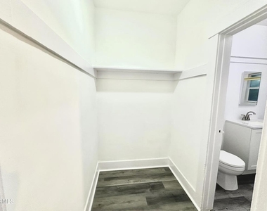 1278 N Wilton Place - Photo Thumbnail 6