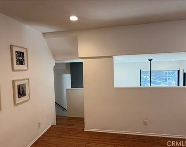 9917 Tabor - Photo Thumbnail 19