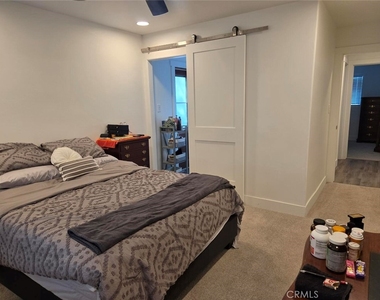 1628 White Oak - Photo Thumbnail 2