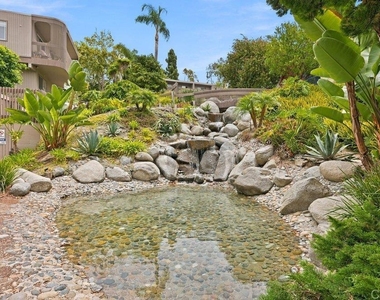 155 Rosebay Drive - Photo Thumbnail 19