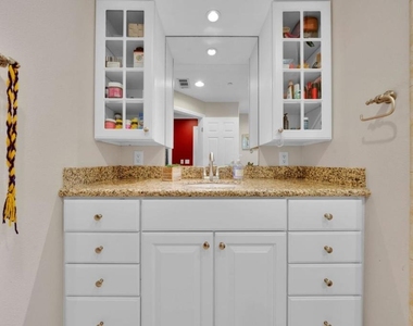 1418 Bradley Court - Photo Thumbnail 25