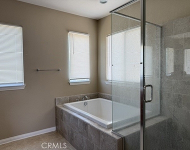 14559 Norfolk Avenue - Photo Thumbnail 10