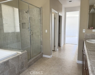 14559 Norfolk Avenue - Photo Thumbnail 16