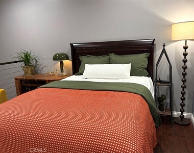101 W Mission Boulevard - Photo Thumbnail 9