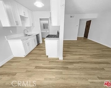 1350 W Lambert Road - Photo Thumbnail 3