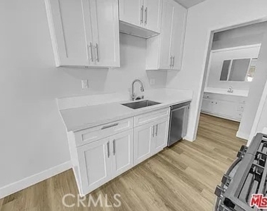 1350 W Lambert Road - Photo Thumbnail 4
