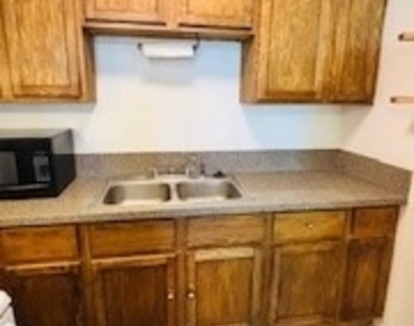 620 N Sweetzer - Photo Thumbnail 9