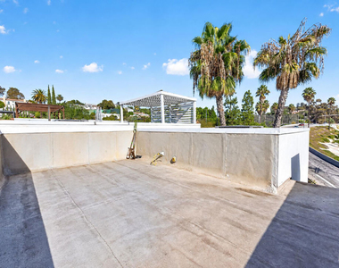 2201 Edendale Lane - Photo Thumbnail 34