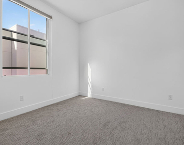 2201 Edendale Lane - Photo Thumbnail 25