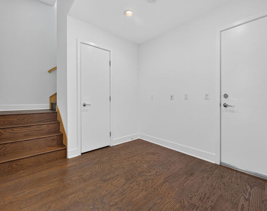 2201 Edendale Lane - Photo Thumbnail 3