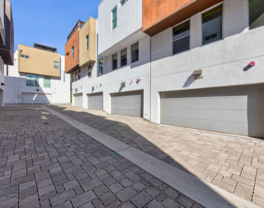 2201 Edendale Lane - Photo Thumbnail 45