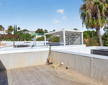 2201 Edendale Lane - Photo Thumbnail 33