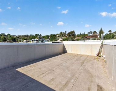 2201 Edendale Lane - Photo Thumbnail 35