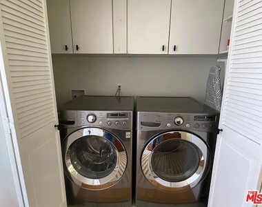 928 19th Street - Photo Thumbnail 14