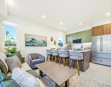3905 Haines St. - Photo Thumbnail 5