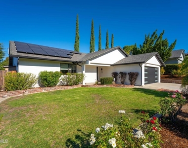 6621 Tamarind Street - Photo Thumbnail 5