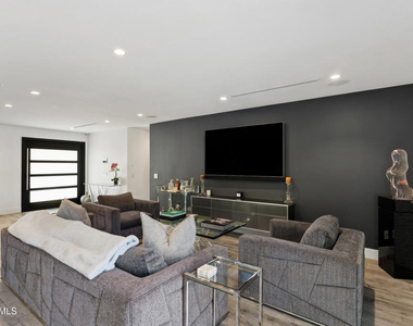 6621 Tamarind Street - Photo Thumbnail 12