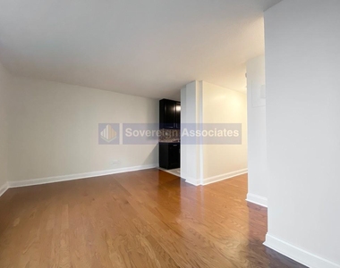 3333 Broadway - Photo Thumbnail 4