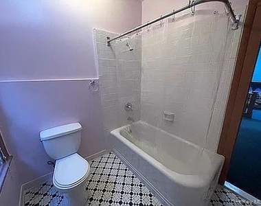 117 Chambers Street - Photo Thumbnail 4