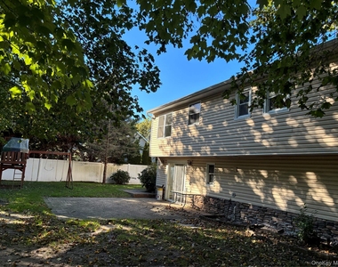 26 Quensel Court - Photo Thumbnail 14