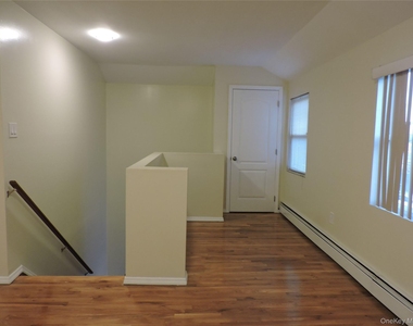 21942 141st Avenue - Photo Thumbnail 1