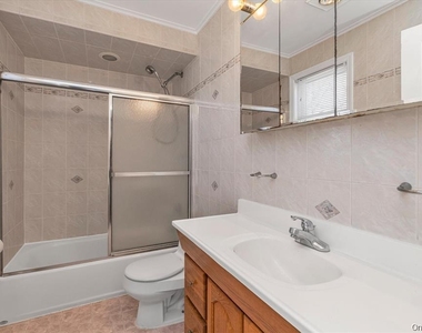 491 Oakland Avenue - Photo Thumbnail 13