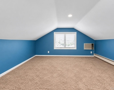 491 Oakland Avenue - Photo Thumbnail 9