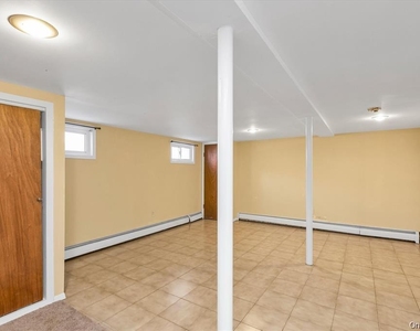491 Oakland Avenue - Photo Thumbnail 11