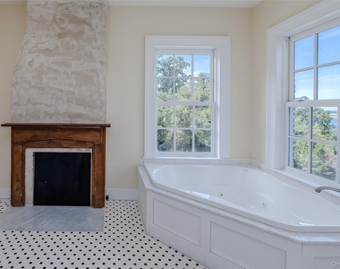 246 Shore Road - Photo Thumbnail 20