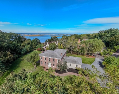 246 Shore Road - Photo Thumbnail 1