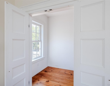 246 Shore Road - Photo Thumbnail 23