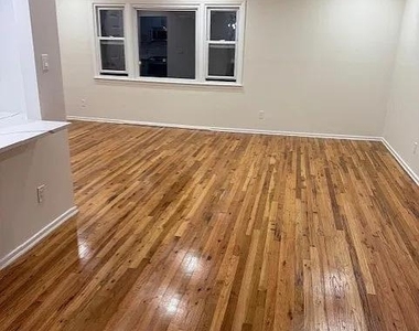 22 Harrison Avenue - Photo Thumbnail 5
