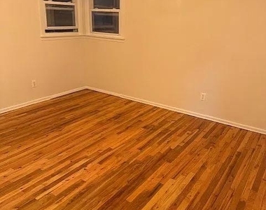 22 Harrison Avenue - Photo Thumbnail 6