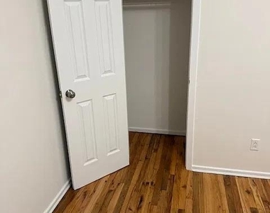 22 Harrison Avenue - Photo Thumbnail 4