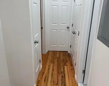 22 Harrison Avenue - Photo Thumbnail 12