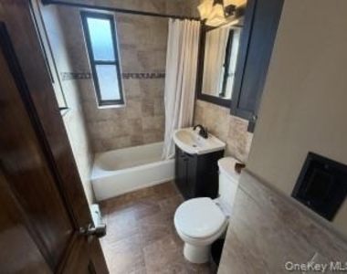 1 Jefferson Avenue - Photo Thumbnail 6