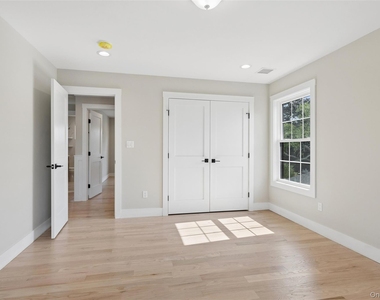 1750 Henry Road - Photo Thumbnail 38