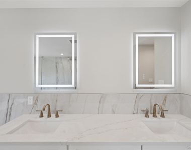 1750 Henry Road - Photo Thumbnail 32