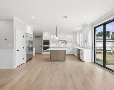 1750 Henry Road - Photo Thumbnail 16