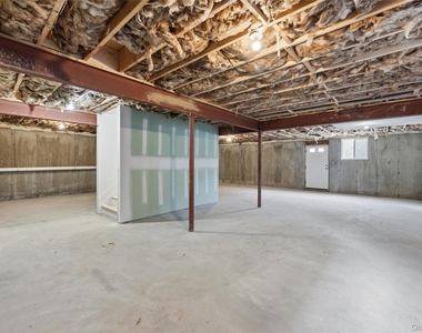 1750 Henry Road - Photo Thumbnail 46