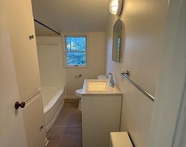 27 Knob Hill Road - Photo Thumbnail 16