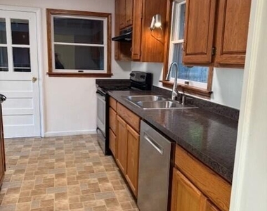 27 Knob Hill Road - Photo Thumbnail 5