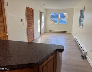 27 Knob Hill Road - Photo Thumbnail 7