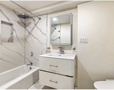 641 Leonard Street - Photo Thumbnail 2