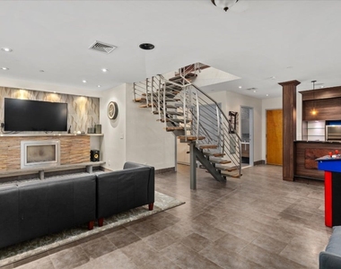 120 N 7th Street - Photo Thumbnail 9