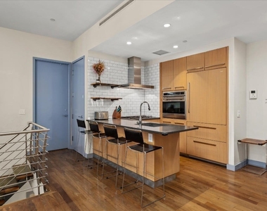 120 N 7th Street - Photo Thumbnail 3