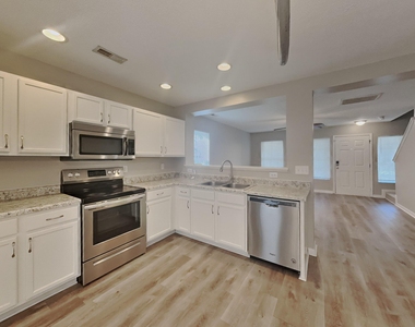 1205 Rutledge Landing Drive - Photo Thumbnail 4