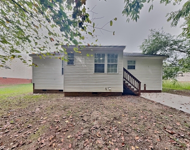 1031 Laurel Leaf Road - Photo Thumbnail 15