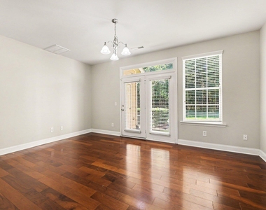 160 Point Comfort Lane - Photo Thumbnail 7