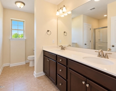 1223 Garden Stone Drive - Photo Thumbnail 10
